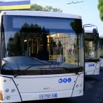 Автобус 116 Кропивницький на зупинці